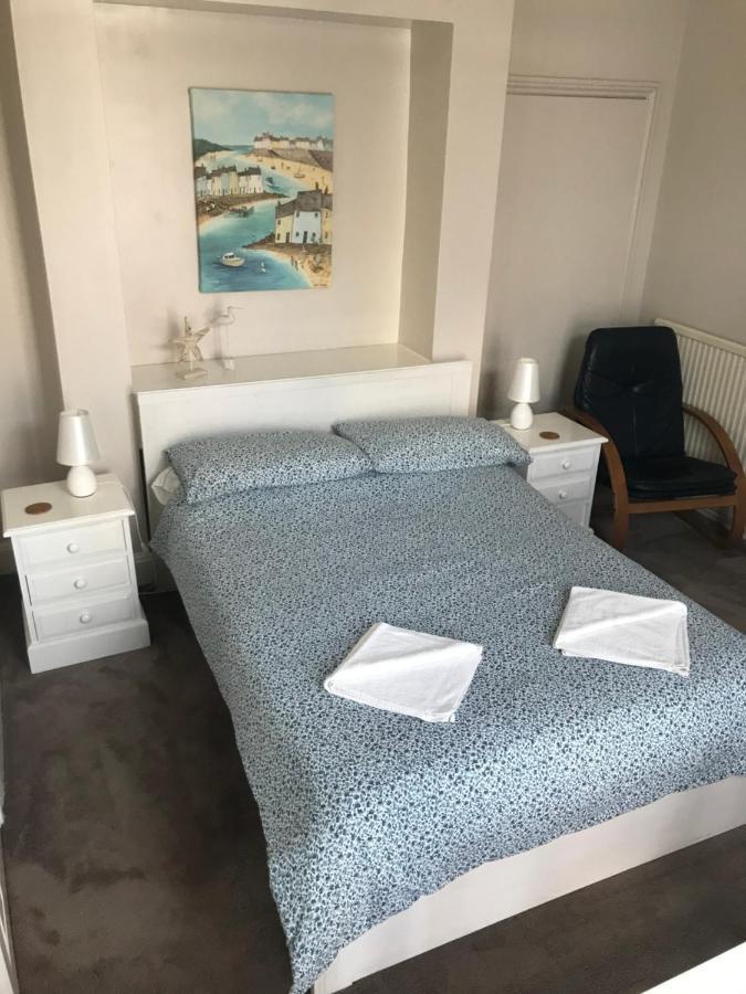 Brunton House 2*